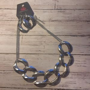 Vintage Paparazzi Silver Statement Necklace Set